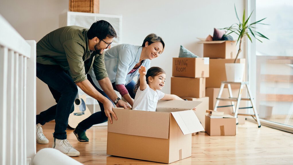 familie-29-umzug-haus-wohnung-kartons-08